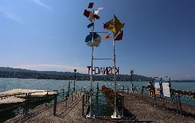 Village Of Kusnacht On The Shores Of Lake Zurich - Switzerland