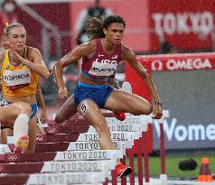 Tokyo Olympics - Sydney McLaughlin Smashes World Record In 400m Hurdles