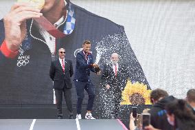 France Olympics Medalists At The Fan Zone Of The Trocadero - Paris