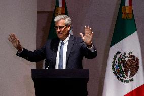 Mexico Sues US Gunmakers Over Arms Trafficking