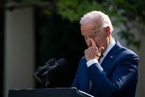 President Joe Biden Awards January 6 Police Officers Congressional Gold Medals