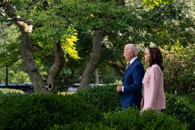 President Joe Biden Awards January 6 Police Officers Congressional Gold Medals