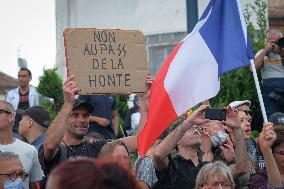 Demonstration Against The Sanitary Pass - Toulouse