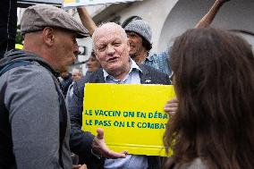 Protest against the Sanitary Pass - Paris