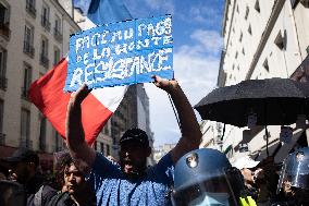 Protest against the Sanitary Pass - Paris