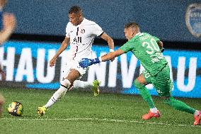 ES Troyes Aube Champagne v Paris Saint-Germain - Ligue 1- Troyes