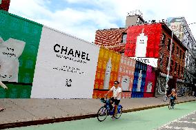 Chanel Ad In Brooklyn - NYC