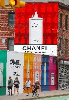 Chanel Ad In Brooklyn - NYC