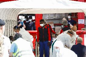 549 Migrants Arrive In Pozzallo - Italy