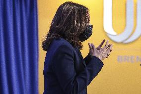 Vice President Kamala Harris visits Unity Health CareÕs Brentwood Health Center