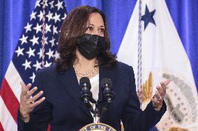 Vice President Kamala Harris visits Unity Health CareÕs Brentwood Health Center