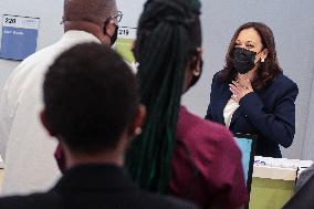 Vice President Kamala Harris visits Unity Health CareÕs Brentwood Health Center