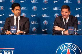 Lionel MessiUnveiling Press Conference - Paris