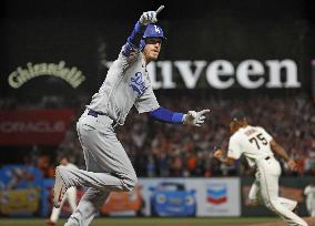 Baseball: Dodgers-Giants NLDS