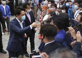 Politicians speak to voters ahead of Japan election
