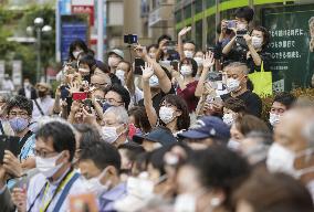 Politicians speak to voters ahead of Japan election