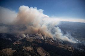 White Rock Lake Wildfire Expected To Grow - Canada