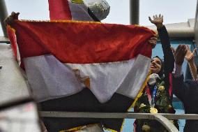First Egyptian Female Gold Medalist Back To Cairo