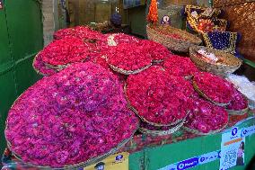 Selling Rose petals in Rajasthan