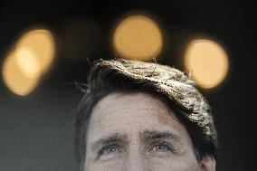 Trudeau Calls Snap Summer Campaign - Ottawa
