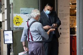 Health pass is compulsory at the Grands Magasins - Paris