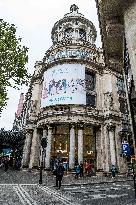 Health Pass Control In Department Stores - Paris