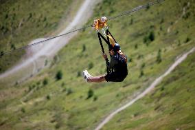 Giant Zip Line In Serre Chavalier - France