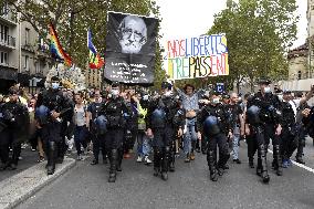 Yellow Vests' rally against the health pass - Paris