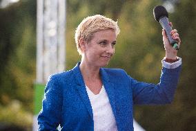 Ending of the French Green Party Summer Days - Poitiers