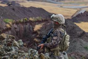 Turkey tightens security measures, builds wall along its border with Iran