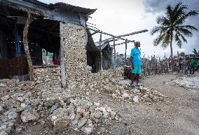 Thousands Left Homeless After Quake - Haiti