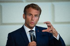 Emmanuel Macron visits Trinity College - Dublin