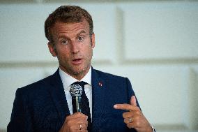Emmanuel Macron visits Trinity College - Dublin