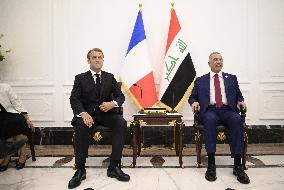 Emmanuel Macron and Irakian Prime Minister Moustafa Al-Kazimi make a statement to the press - Bagdad