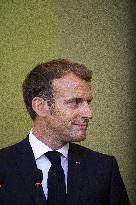 Emmanuel Macron and Irakian Prime Minister Moustafa Al-Kazimi make a statement to the press - Bagdad