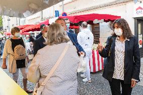 Anne Hidalgo walks throught the streets during the summer annual PS congress- Blois