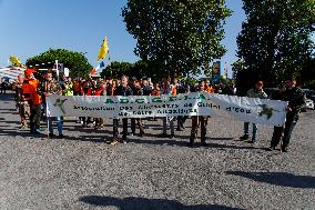 Les Republicains Summer University - ADCGELA Manifestation - La Baule