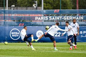 Paris Saint Germain Training