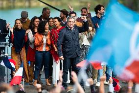 Jean-Luc Melenchon meeting - Chateauneuf-sur-Isere