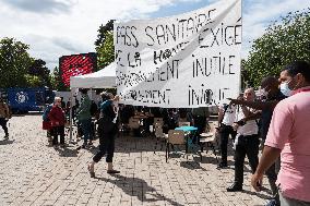 Protesters against the sanitary pass and vaccination - Blois