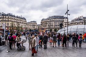 Harry Potter saga is displayed at Saint Lazare station - Paris