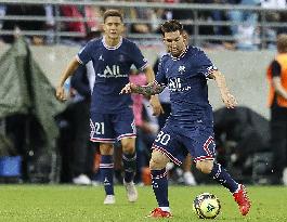 Ligue 1 - Messi Makes PSG Debut