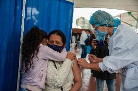 Children Vaccinate Against Covid-19 And Common Diseases - Colombia