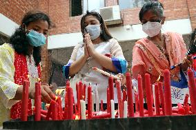 Devotees Prepare Annual Hindu Festival - Dhaka