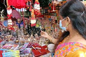 Devotees Prepare Annual Hindu Festival - Dhaka