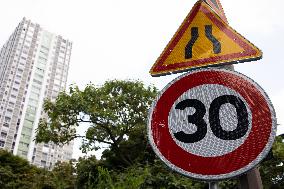 Paris introduces citywide 30 kmh speed limit