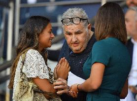 VIPs Watch PSG v Strasbourg