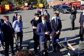 President Macron visits wildfire area - Le Luc