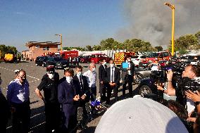 President Macron visits wildfire area - Le Luc