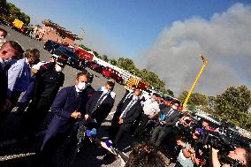 Macron visits wildfire area - Le Luc